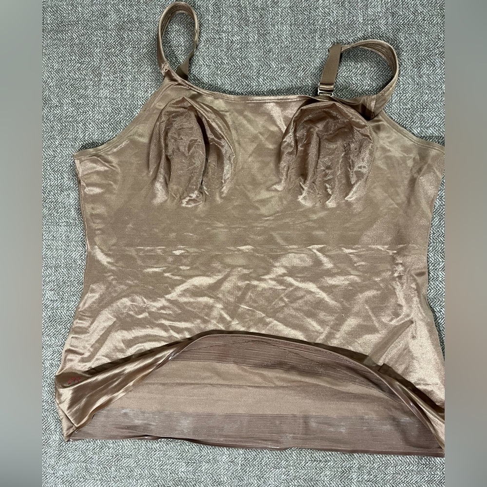 Ruby Ribbon Ruby Ribbon Smoothing Cami Shapewear Gold size 48